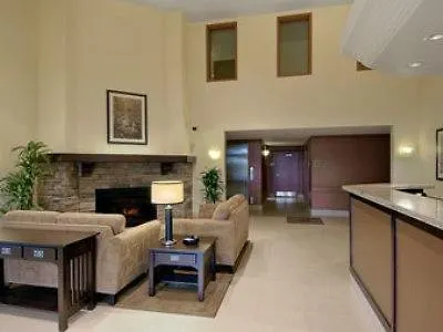 Hotel Super 8 By Wyndham St-Jerome Saint-Jerome
