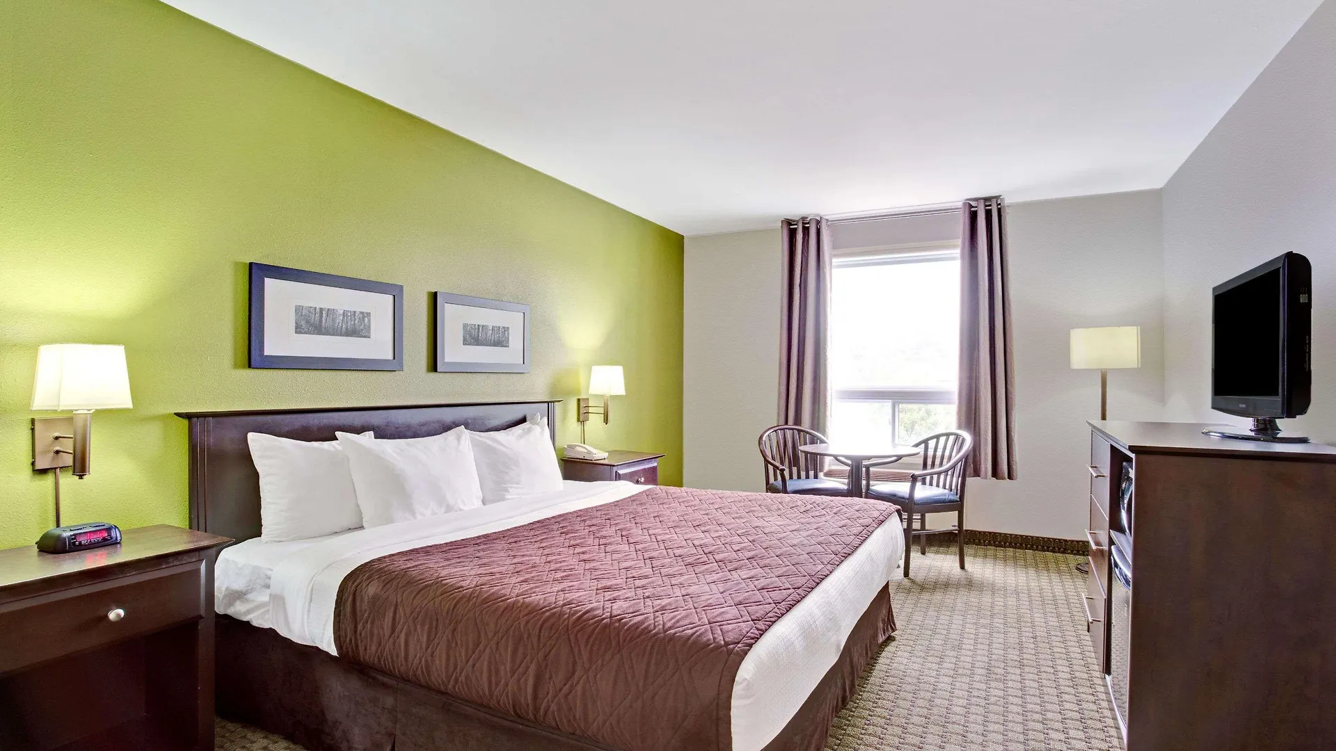 Hotel Super 8 By Wyndham St-Jerome Saint-Jerome 3*,