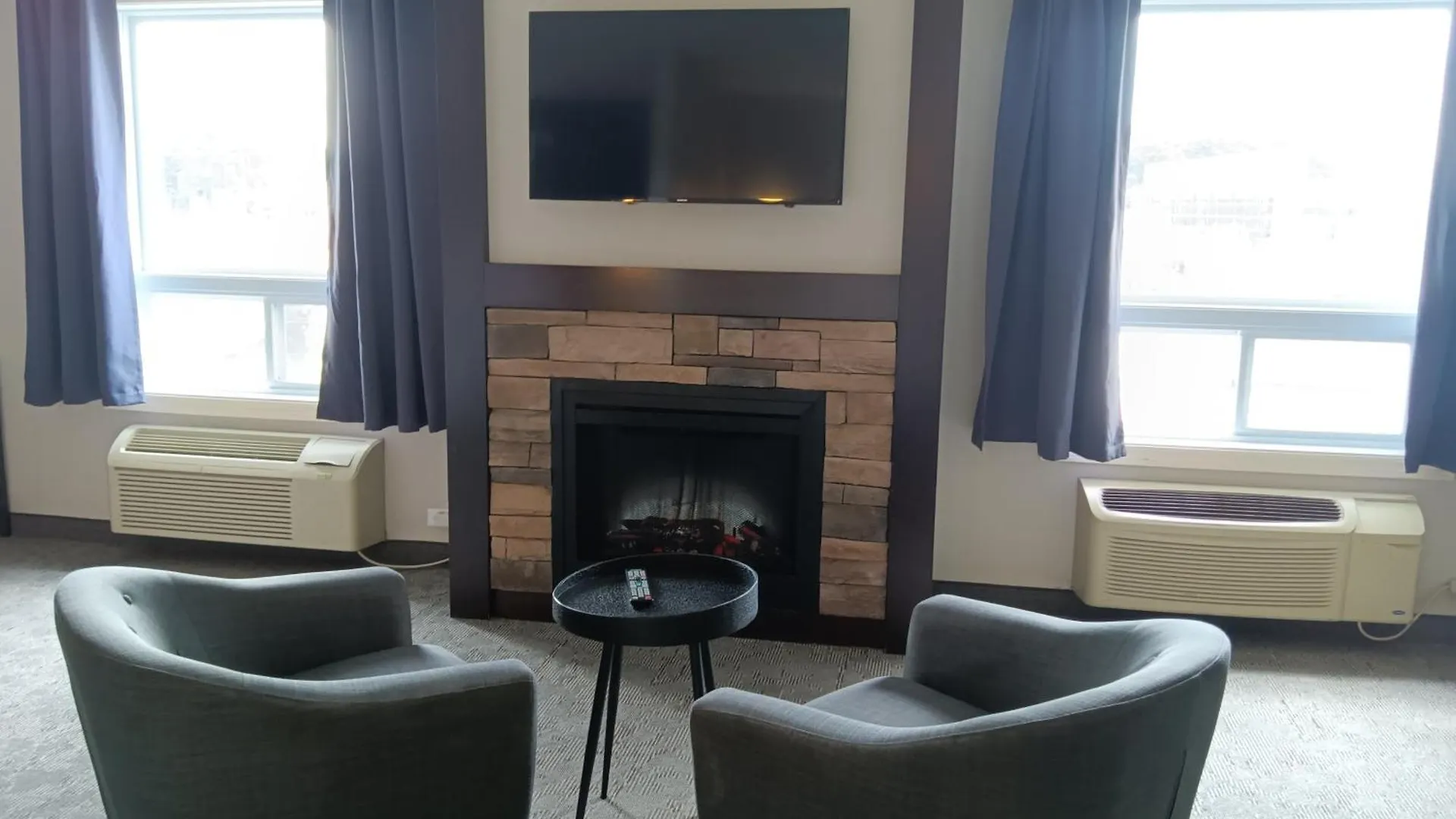 ***  Hotel Super 8 By Wyndham St-Jerome Saint-Jerome Canada