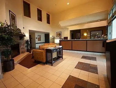 Hotel Super 8 By Wyndham St-Jerome Saint-Jerome 3*,
