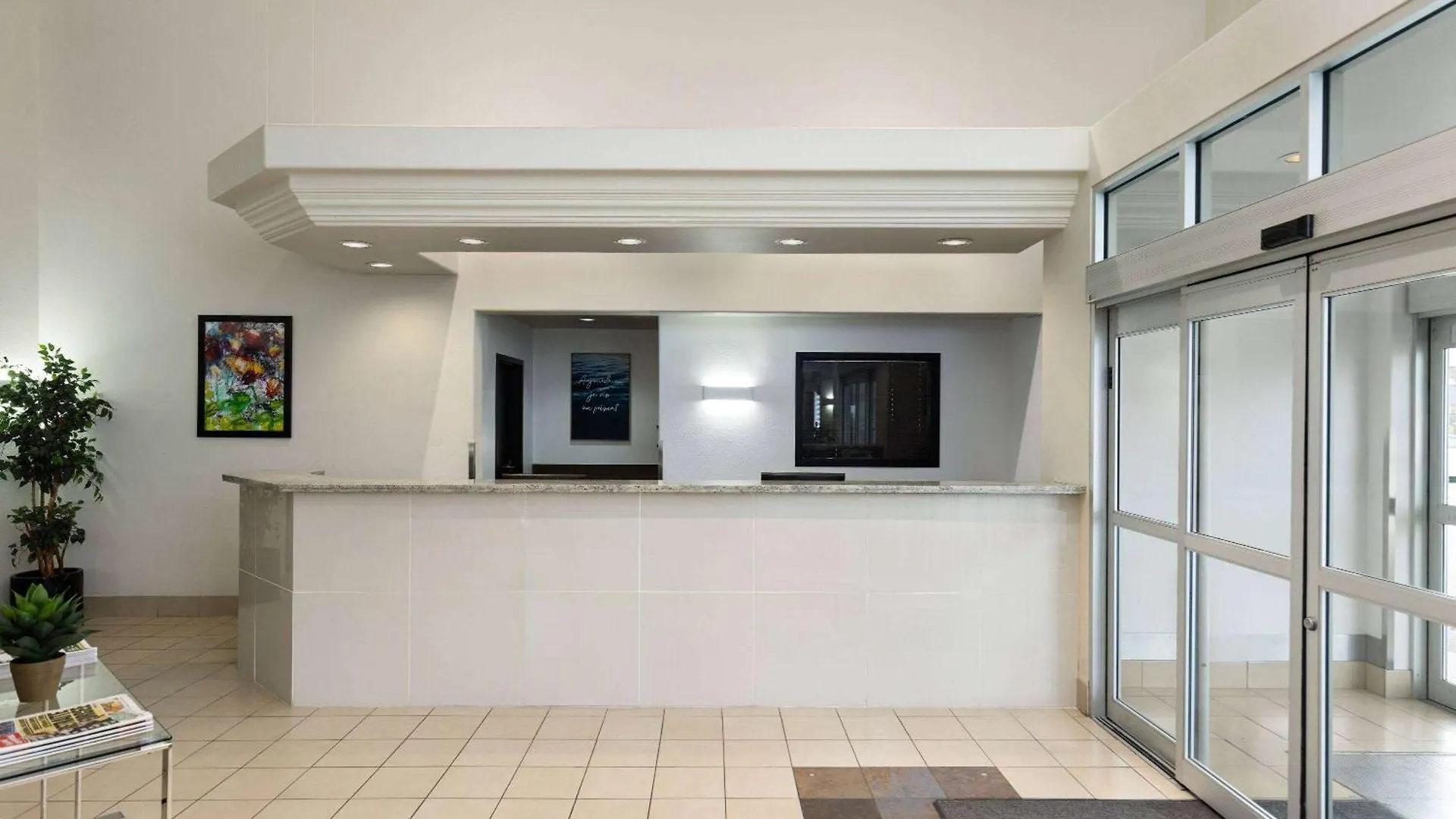 Hotel Super 8 By Wyndham St-Jerome à Saint-Jerome