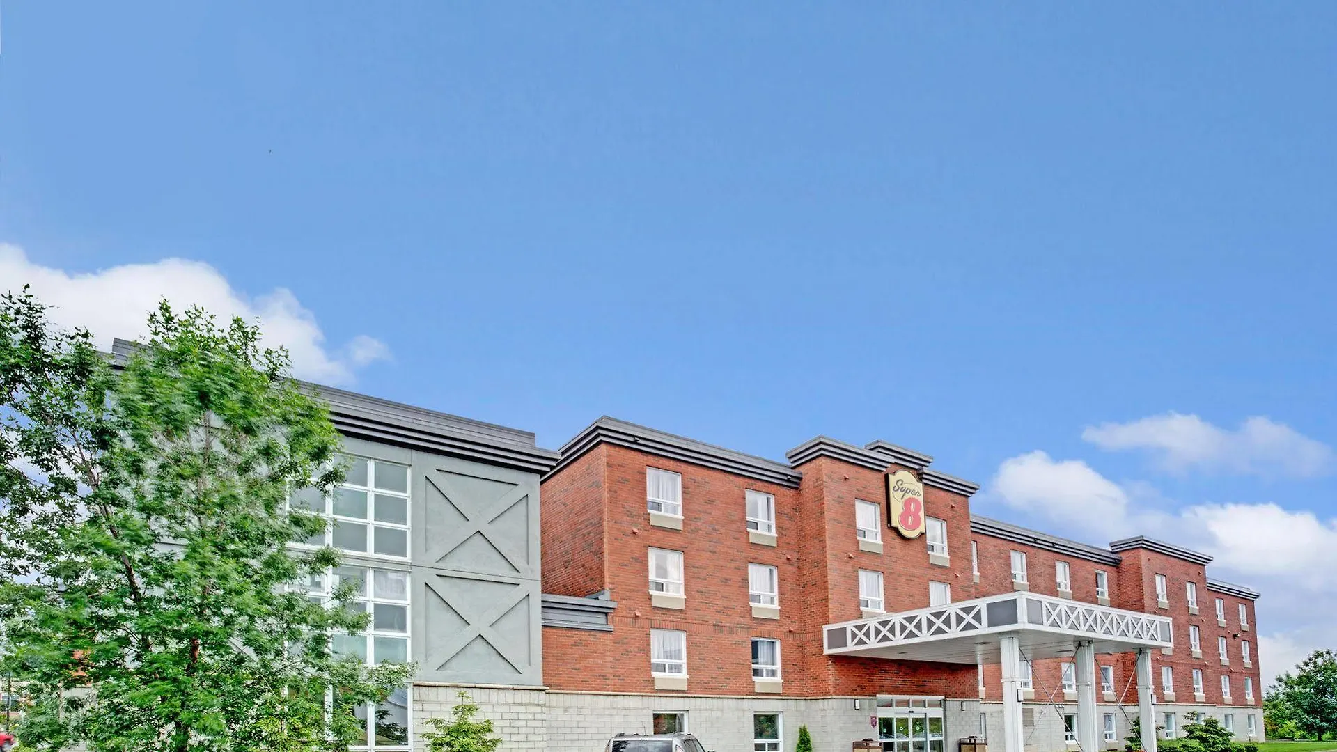 Hotel Super 8 By Wyndham St-Jerome à Saint-Jerome 3*,  Canada